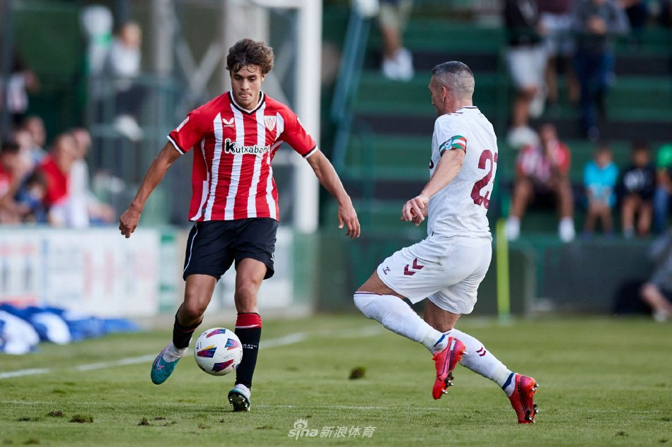 克罗斯及新 克罗斯及新