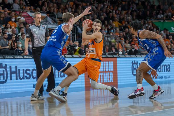 的总体表现 的总体表现